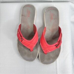 Clarks Women's Red Sea Cloudsteppers thong flip flops spring summer casual beach